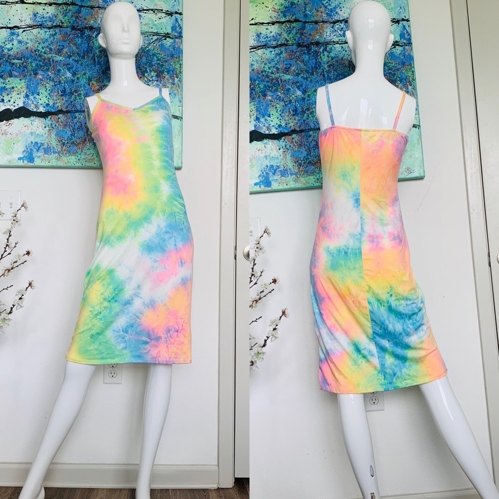Women’s multi color tie-dye casual dress